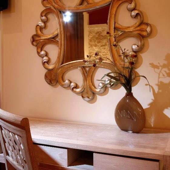 スタンダードルーム, Leo