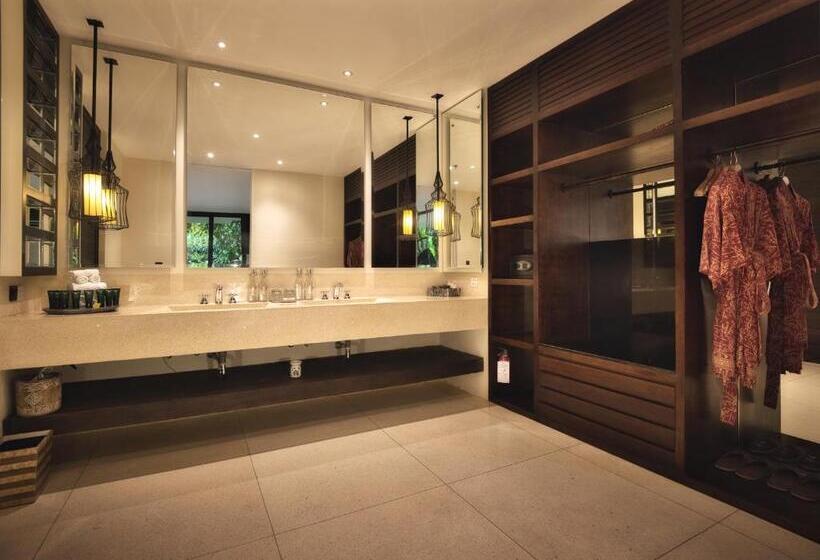 جناح ملكى, Nandini Jungle By Hanging Gardens