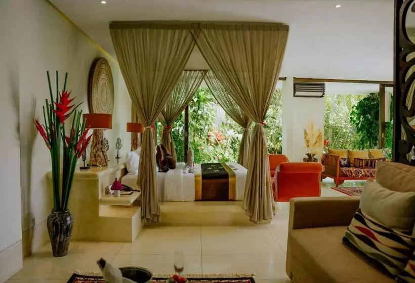 سوئیت پرزیدنت, Nandini Jungle By Hanging Gardens