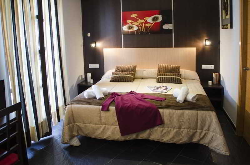 اتاق استاندارد, Plaza