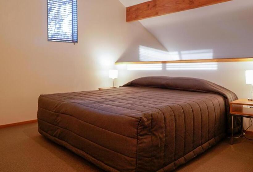 带2个卧室的公寓, Punga Grove