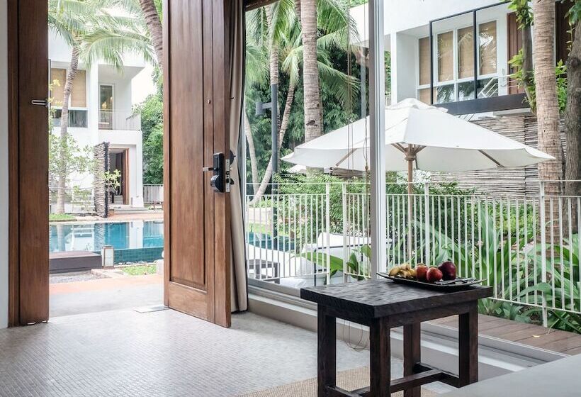 غرفة ديلوكس, Putahracsa Hua Hin