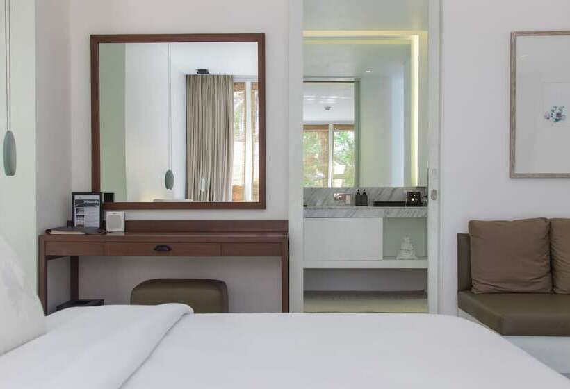 Номер Стандарт, Putahracsa Hua Hin