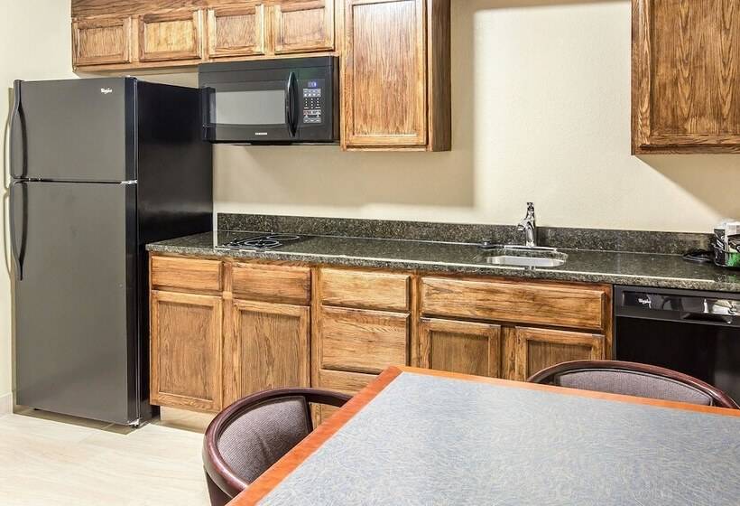 جناح, Quality Inn & Suites Easley   Greenville