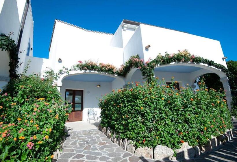 غرفة قياسية, Resort Nuraghe Arvu