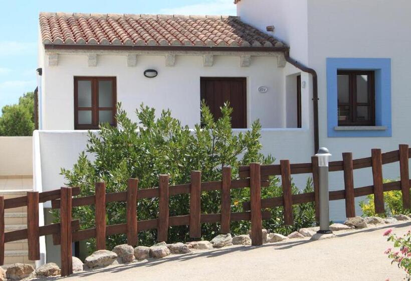 غرفة قياسية, Resort Nuraghe Arvu