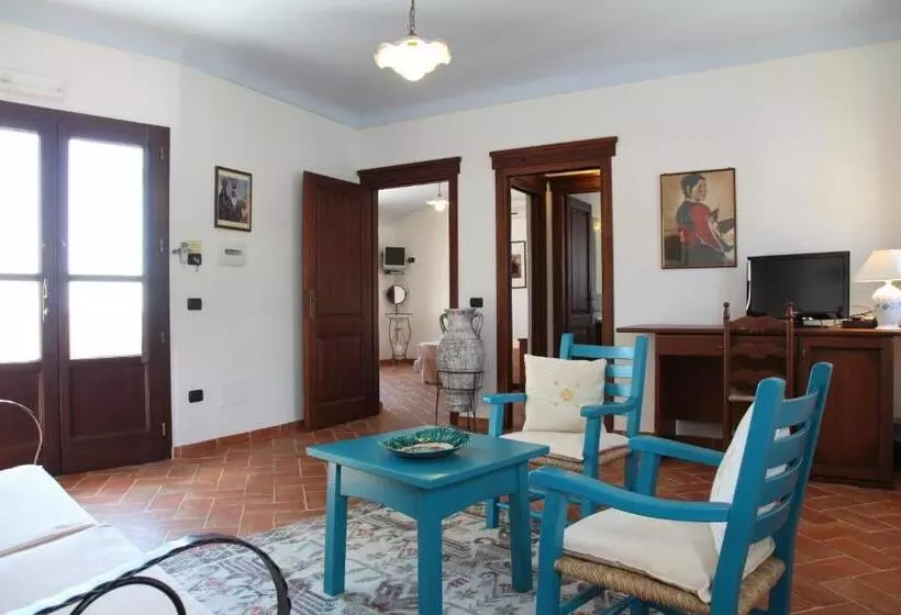 سوییت, Resort Nuraghe Arvu