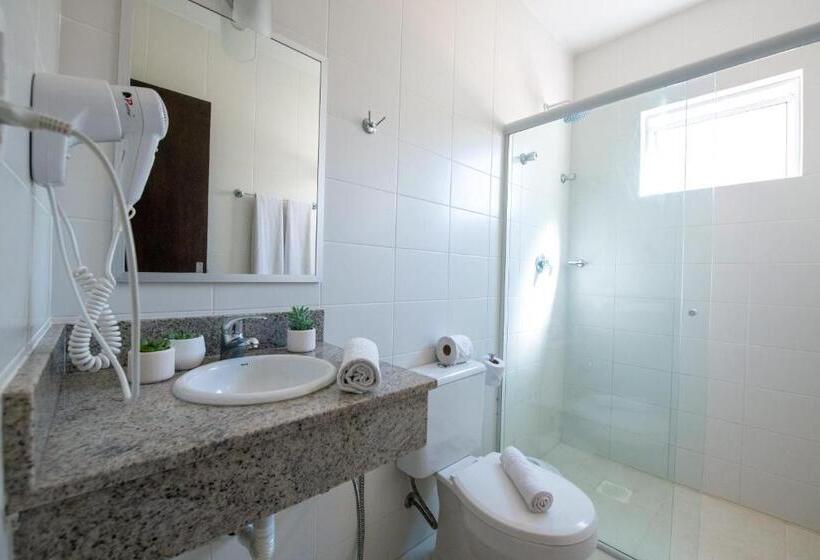 スタンダード４人部屋, Ryan