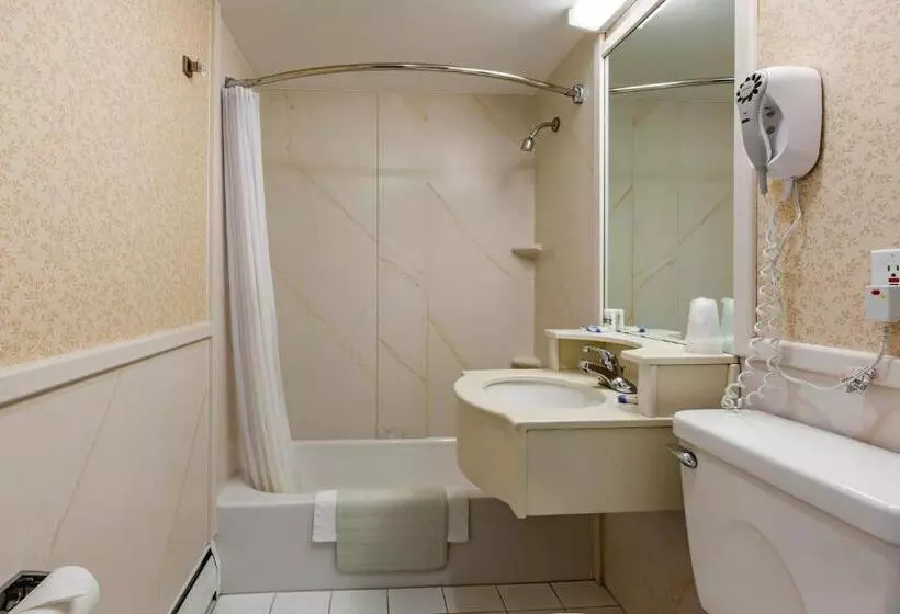 Superior-huone King-vuode, Ogunquit Hotel And Suites