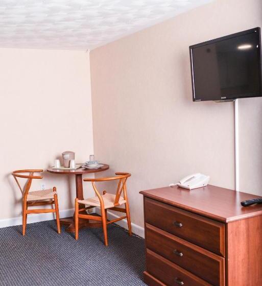 סוויטה עם מיטת קווין, Ogunquit Hotel And Suites