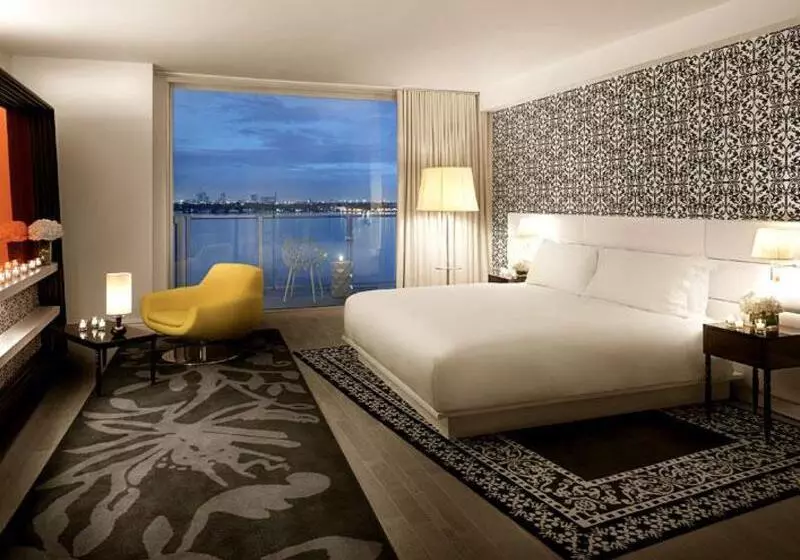 استودیو استاندارد با چشم‌انداز, Mondrian South Beach