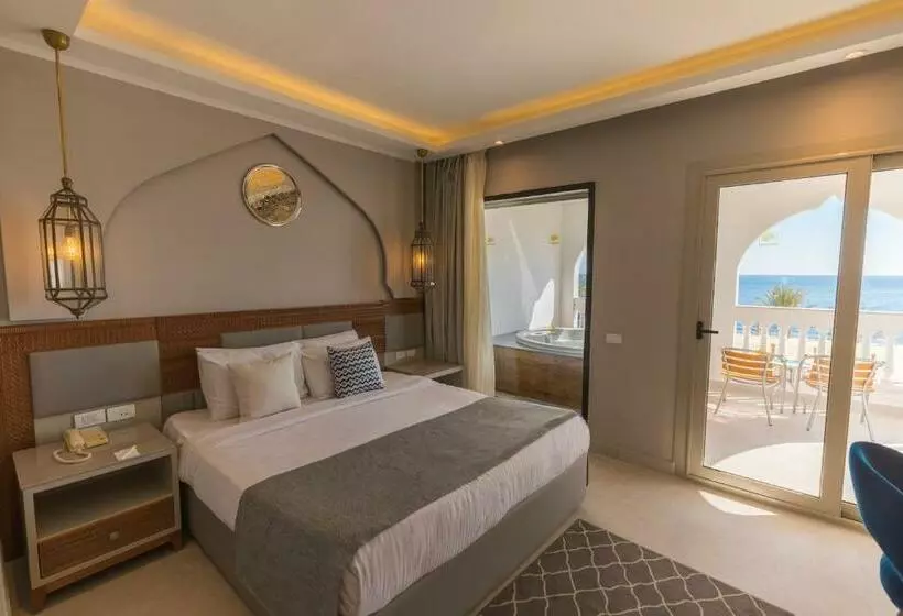 سوئیت اجرایی با چشمانداز دریا, Sunrise Diamond Beach Resort Grand Select