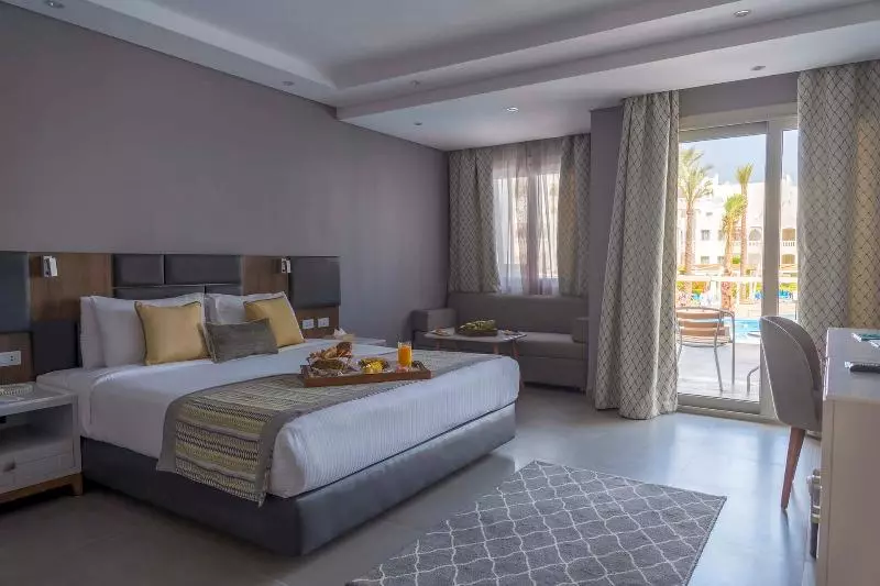 اتاق لوکس, Sunrise Diamond Beach Resort Grand Select