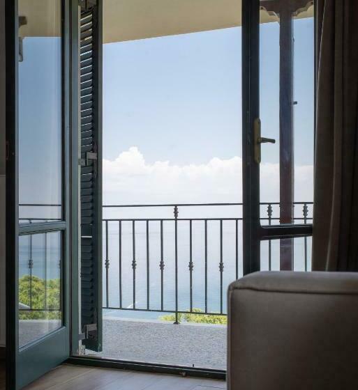 带1个卧室的带海景的公寓, Marabou