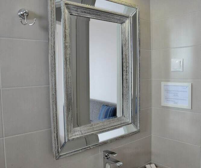 高级大房间, Marabou