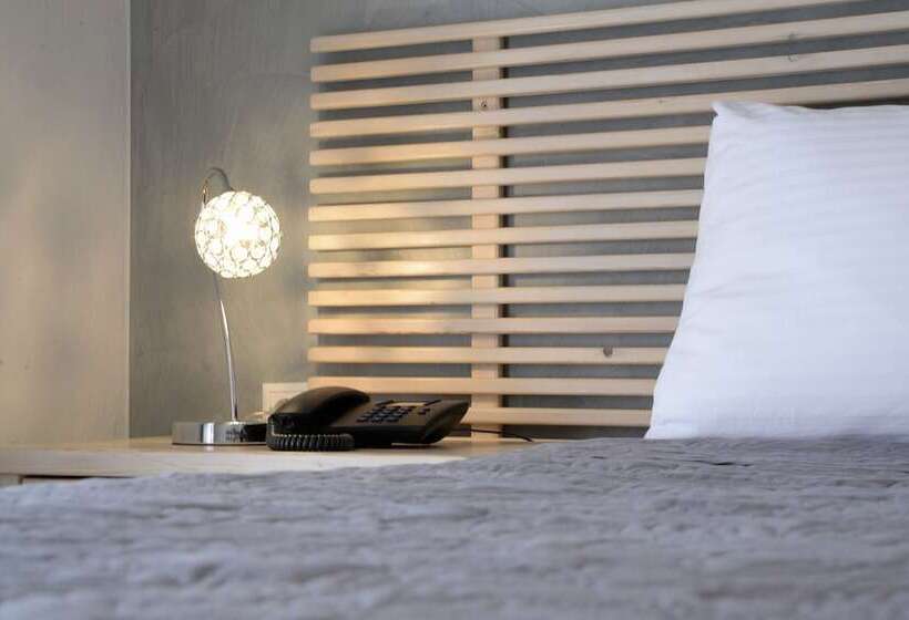 高级大房间, Marabou