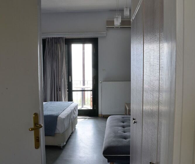 高级大房间, Marabou