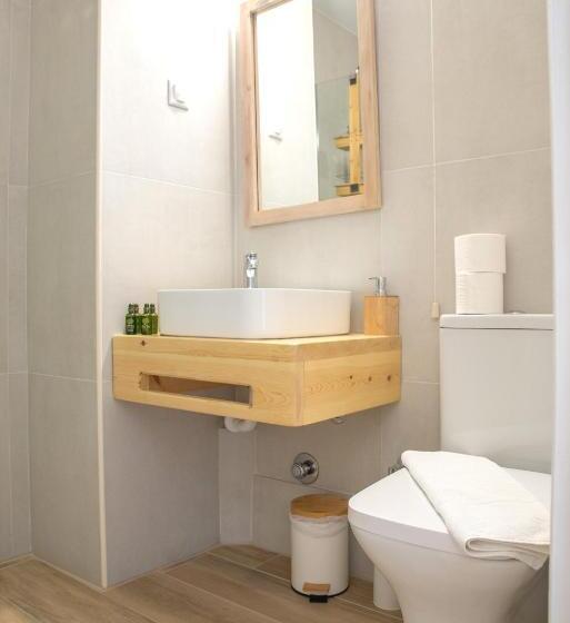 高级大房间, Marabou