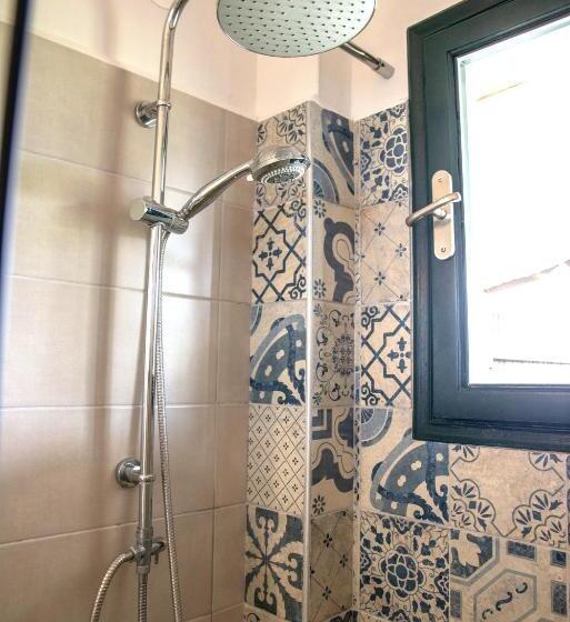 高级大房间, Marabou