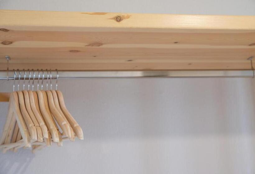 高级大房间, Marabou