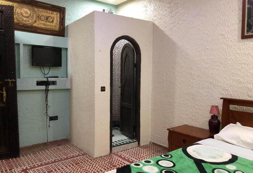 Номер Стандарт, Riad Razoli Sidi Fateh