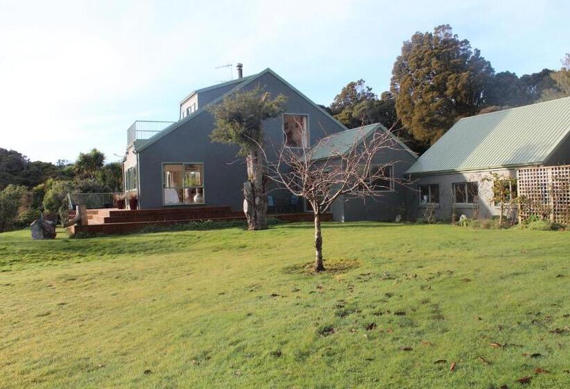 اتاق استاندارد, Tui Hideaway