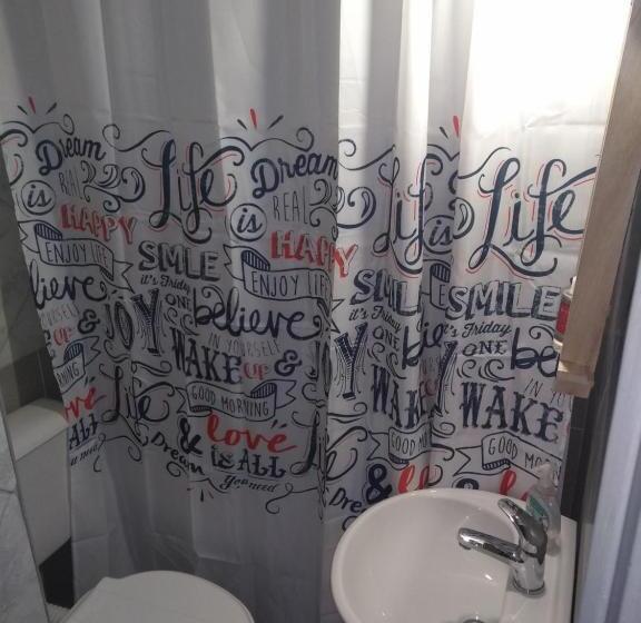 اتاق استاندارد, Temiscira Hostel