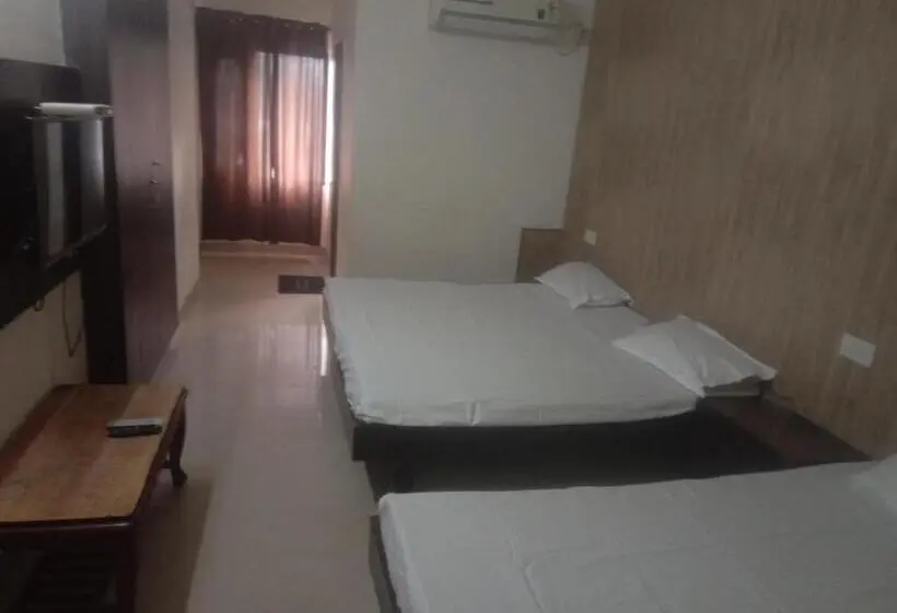 スタンダード４人部屋, Jogi Guest House For Families,friends Guest Facilities Fully Furnished Ac Rooms, Wifi, Lcdtvcable, A