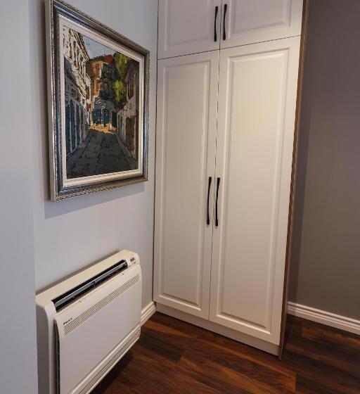 اتاق لوکس چهار تخته, Villa Domenico Korce