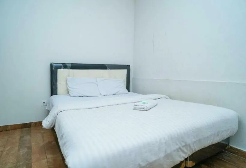 スタンダードルーム, 77 Guest House Serpong Mitra Reddoorz