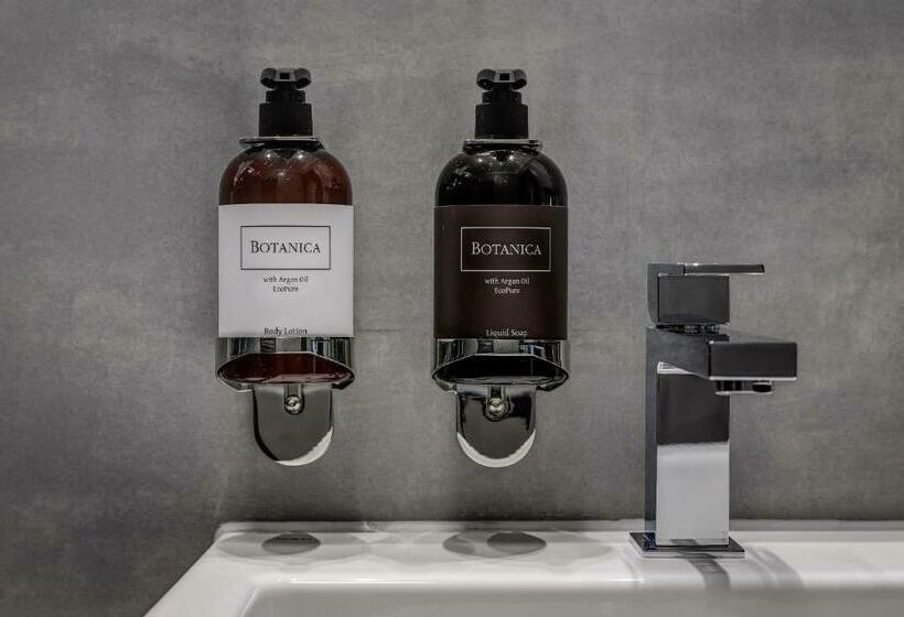 マウンテンビュースイート, Maralák