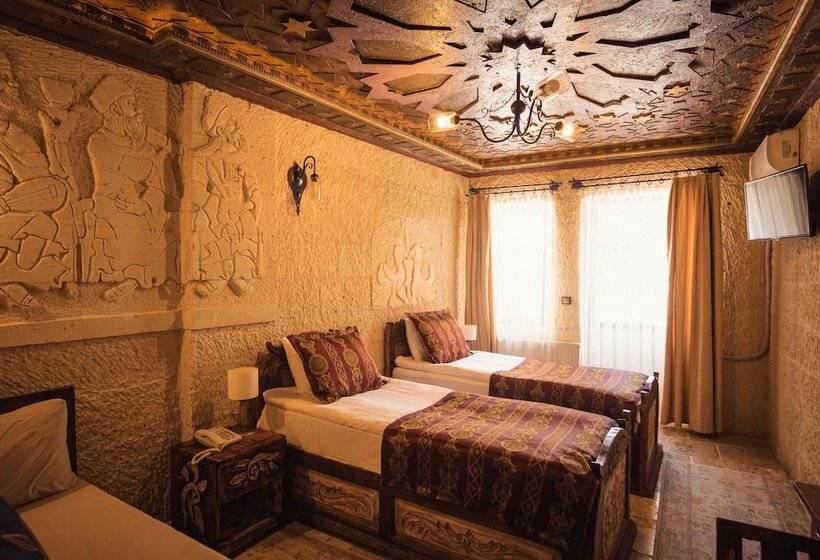 豪华房间, Olivia Cave