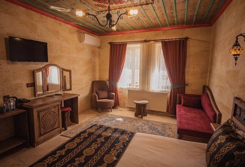 豪华房间, Olivia Cave