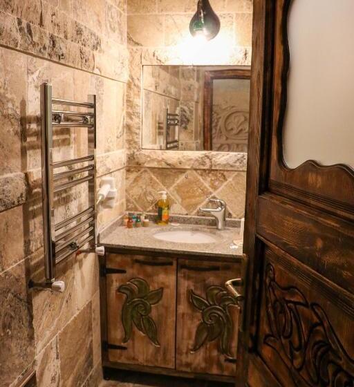 스탠다드 룸 킹사이즈 침대, Olivia Cave