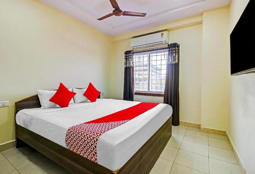 标准间, O Adhin Residency