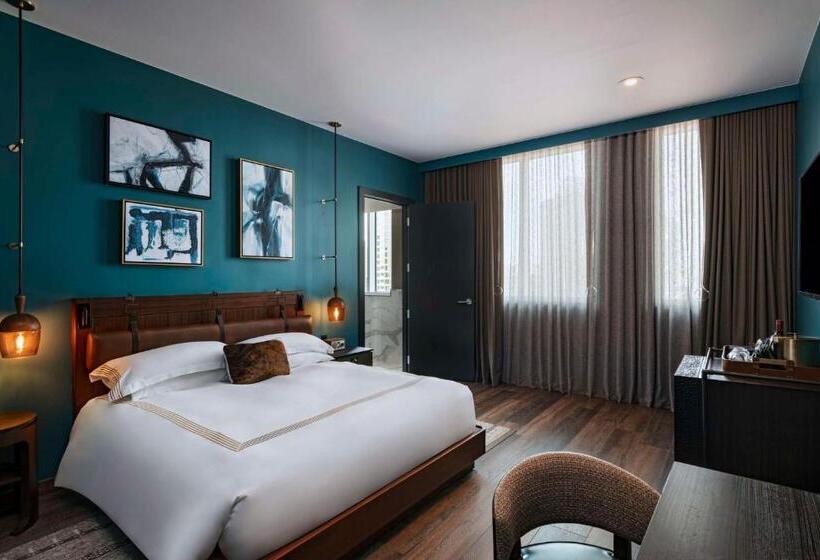 اتاق استاندارد با تخت بزرگ برای معلولان, Thompson San Antonio Riverwalk, By Hyatt