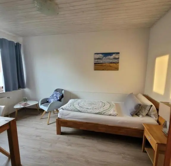 スタンダードシングルルーム, Room And Kitchen Im Katerberg