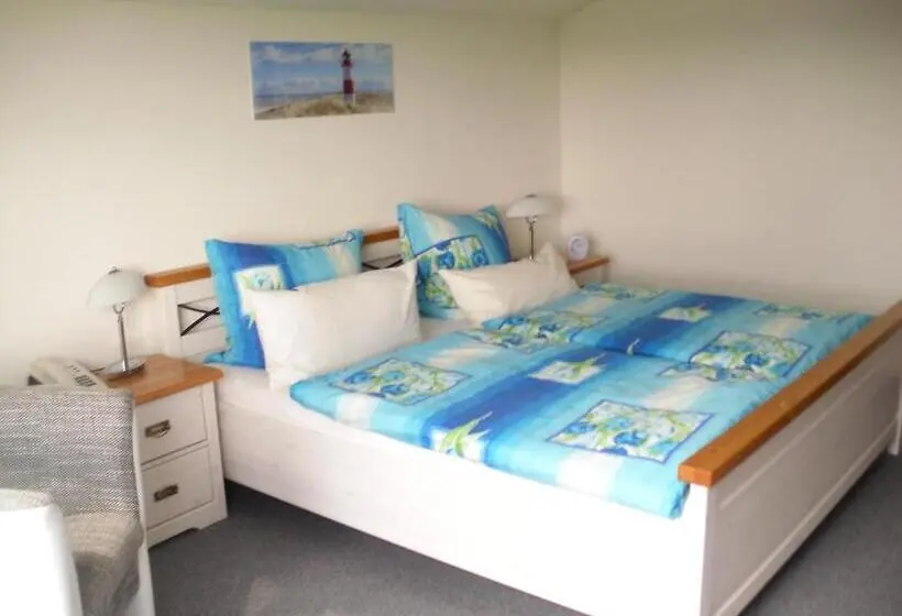 ガーデンビュースイート, Room And Kitchen Im Katerberg