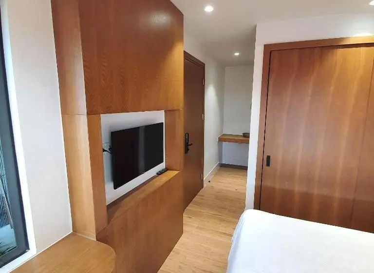 اتاق استاندارد با چشم‌انداز دریاچه, Cagina Boutique Hostel