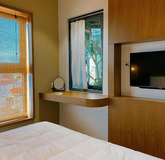 اتاق استاندارد با چشمانداز دریاچه, Cagina Boutique Hostel