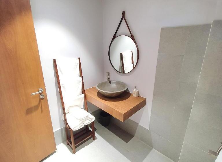 اتاق خانوادگی, Cagina Boutique Hostel