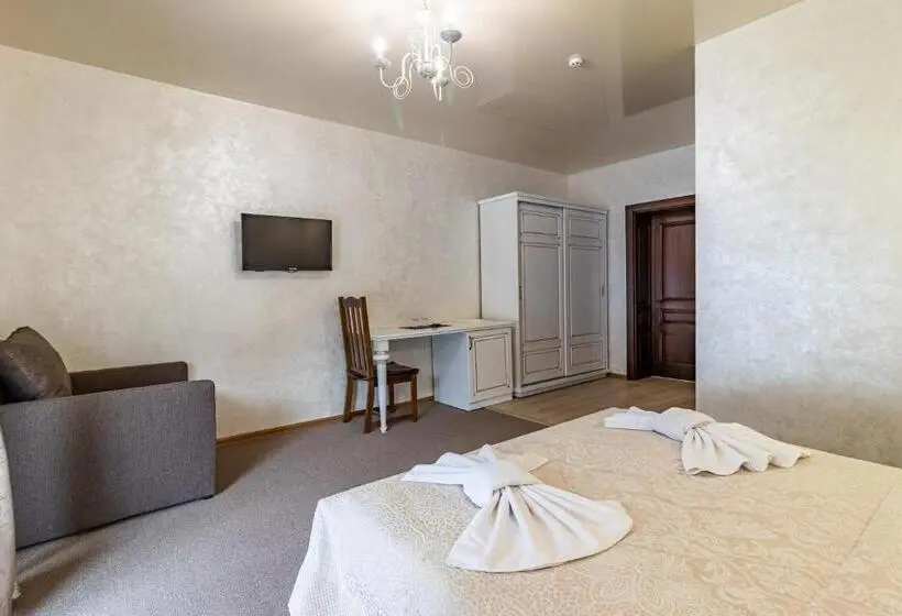 Suite, Mirage