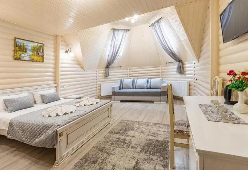 Junior Suite, Mirage