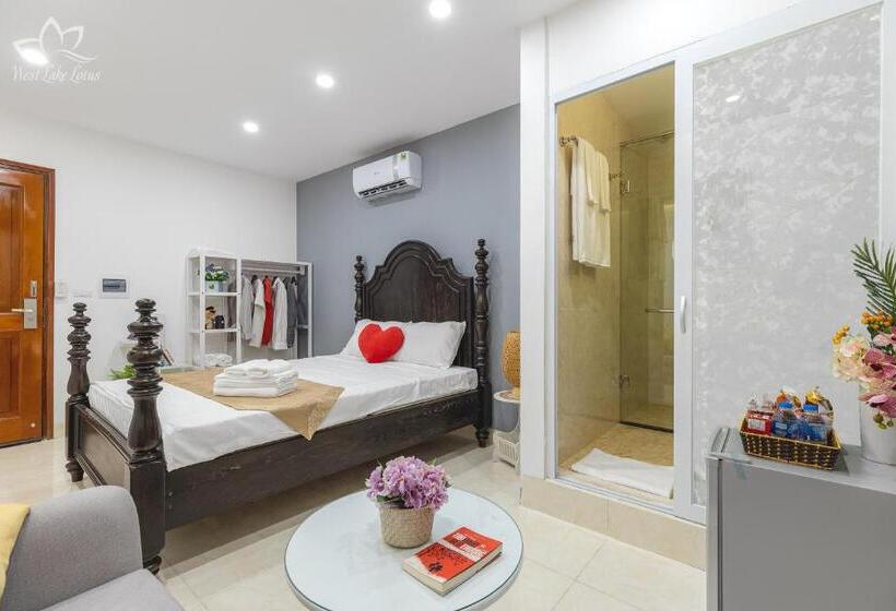 اتاق استاندارد با چشم‌انداز دریاچه, The Lakeview  West Lake Lotus Apartments