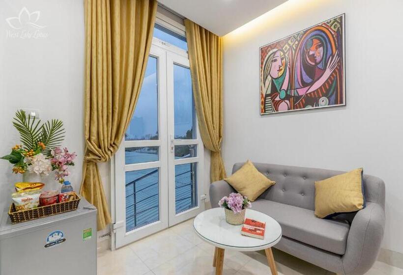 اتاق استاندارد, The Lakeview  West Lake Lotus Apartments