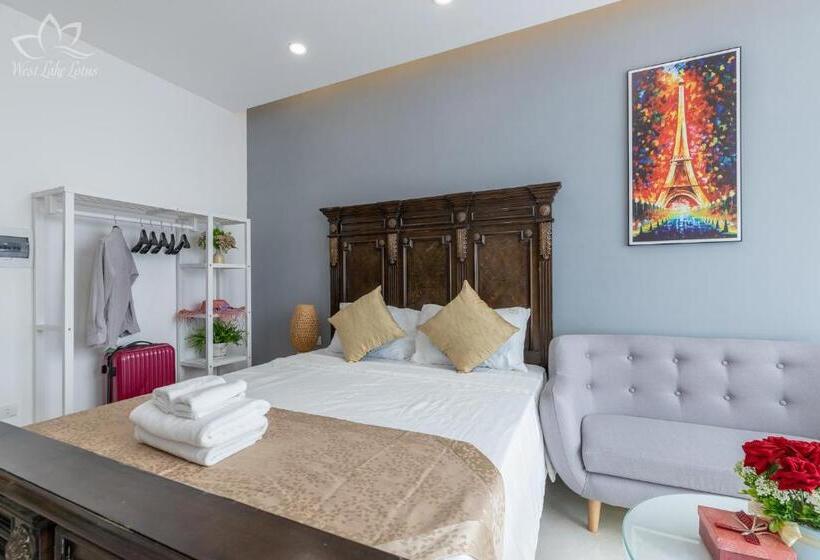 اتاق استاندارد با چشم‌انداز دریاچه, The Lakeview  West Lake Lotus Apartments