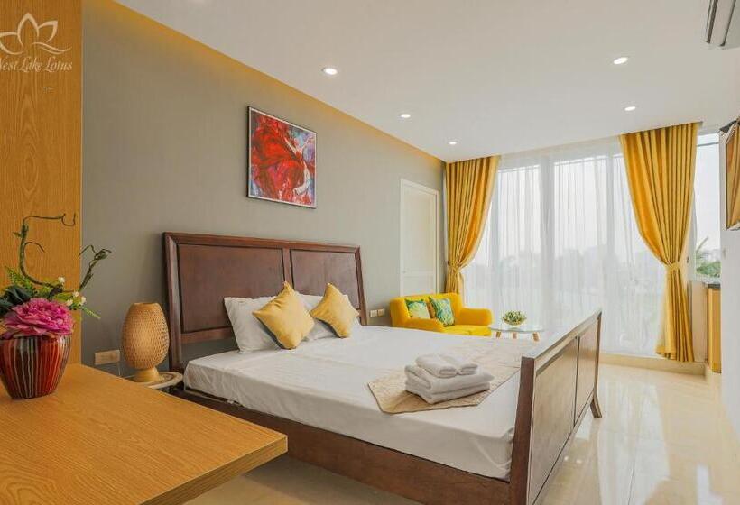 اتاق استاندارد با چشم‌انداز دریاچه, The Lakeview  West Lake Lotus Apartments