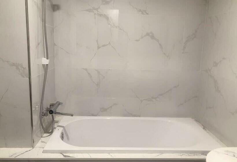اتاق استاندارد, Lotus Hotel & Apartment