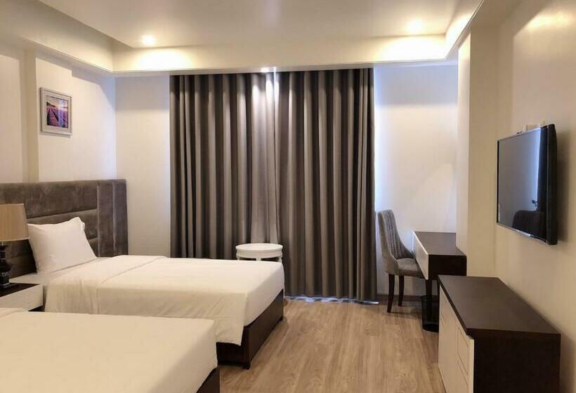 اتاق لوکس سه تخته, Lotus Hotel & Apartment