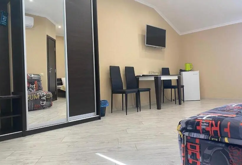 اتاق راحتی سه تخته, міні готель кімната комфорт